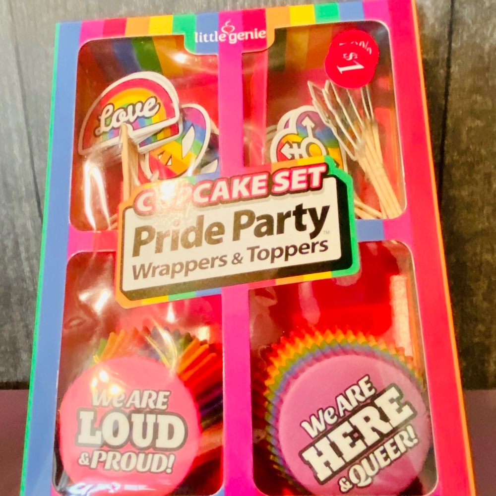LGBT Cupcake Decorations - Picture 2 of 5